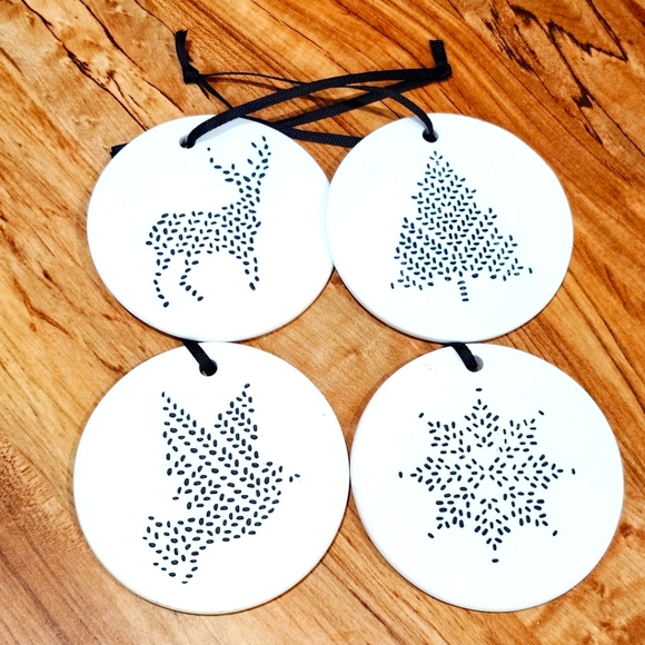 4ct Holiday Icon Ornament Set White - Hearth & Hand with Magnolia - Picture 1 of 6